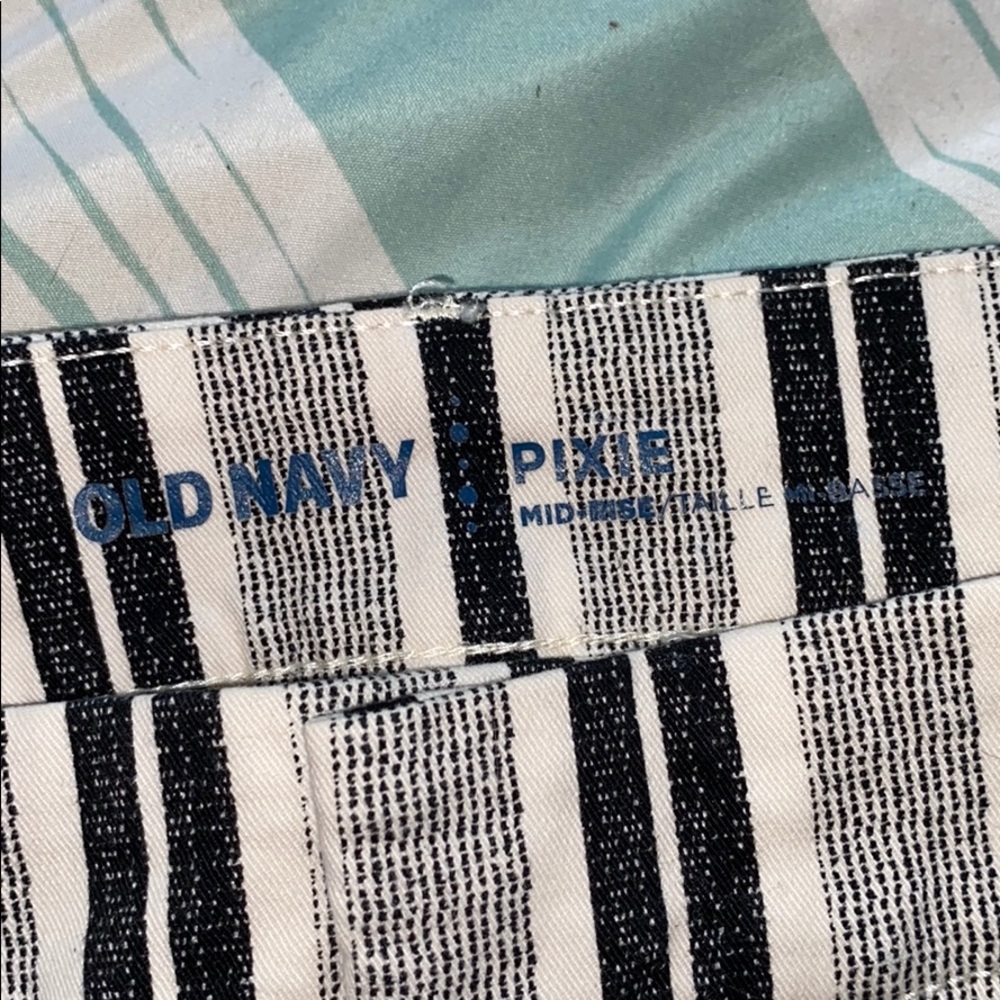 🌺Striped Shorts - Picture 5 of 5